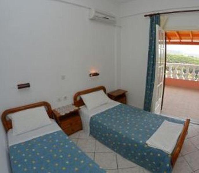 Villa Leonidas Agios Stefanos Avliotes  Rom bilde